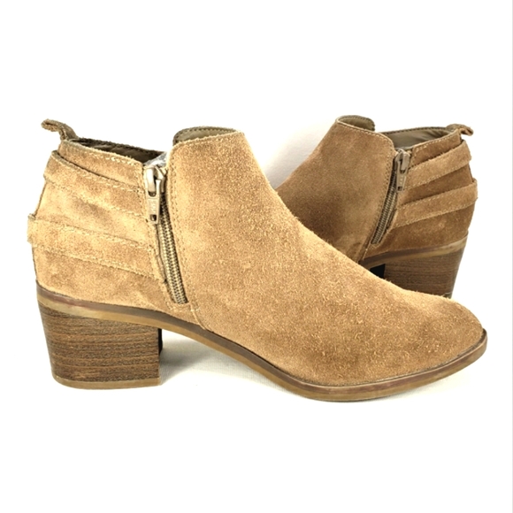 Sonoma Sonya Taupe Suede, Western Style, Heeled Bootie. Women's Size 7.5M - Picture 3 of 11